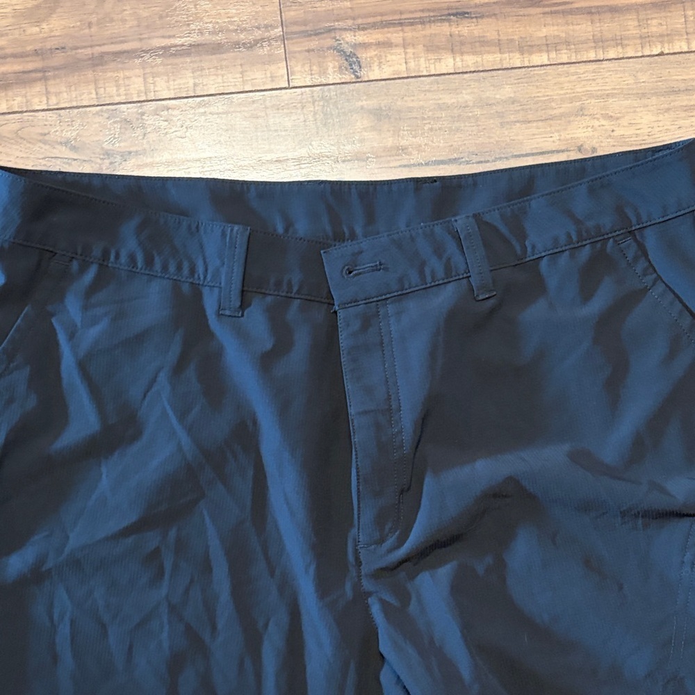 Eddie Bauer Men's Black Cargo Pants - Picture 3 of 5